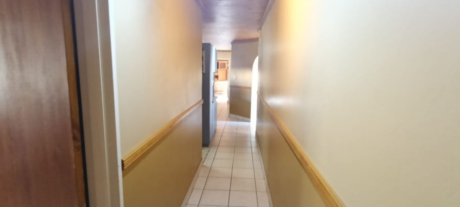 4 Bedroom Property for Sale in Langenhovenpark Free State